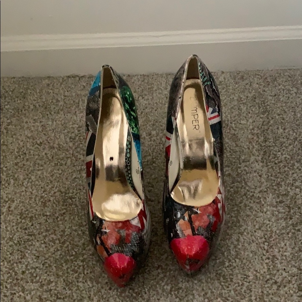 High heels - Picture 4 of 4